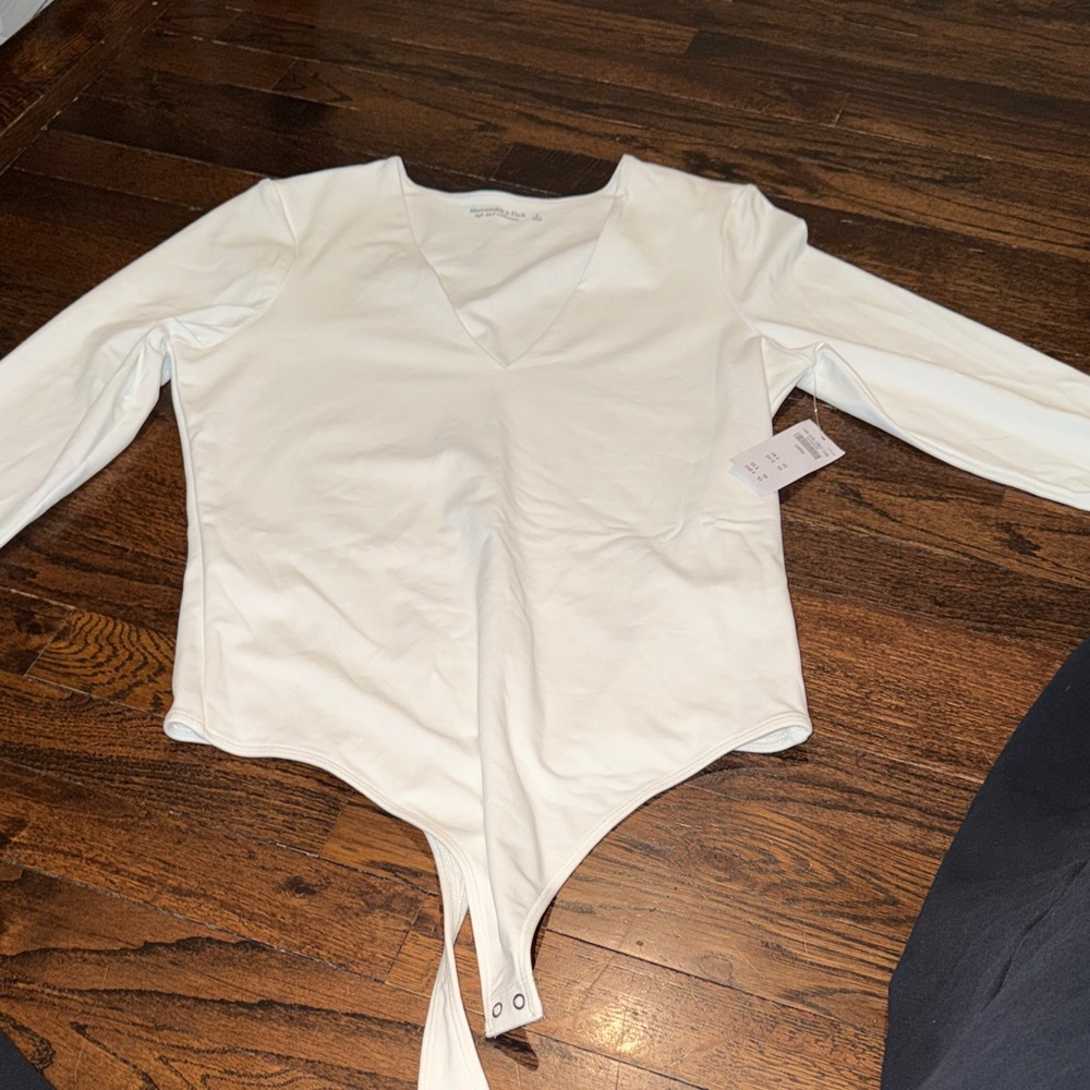 Abercrombie & Fitch Cream V-Neck Top